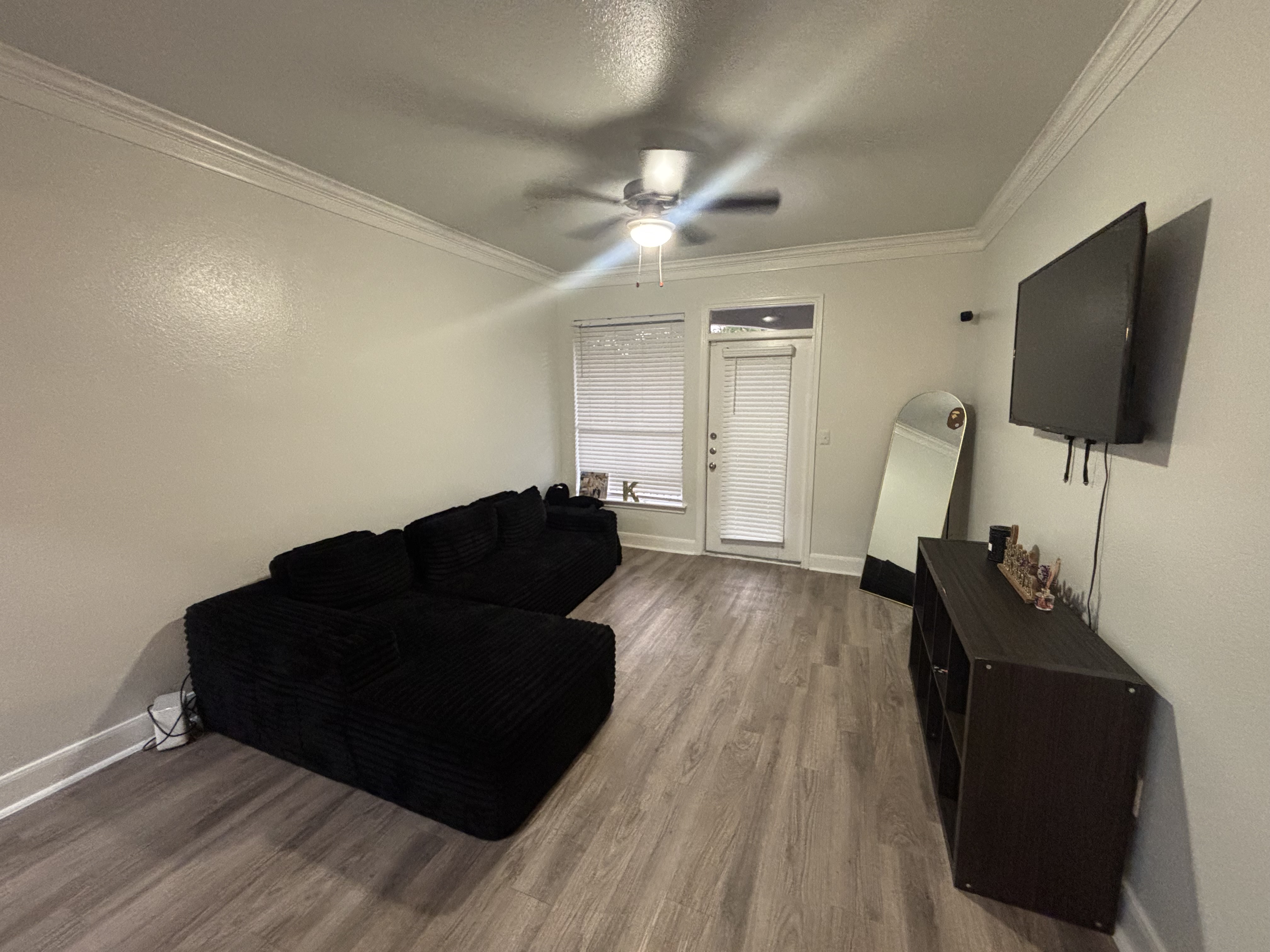 Spacious 1 bed 1 bath in south west Houston — photo 1